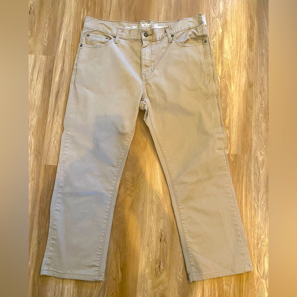 Accessible men’s khakis. 36/30 Velcro on left. Great for someone in wheelchair